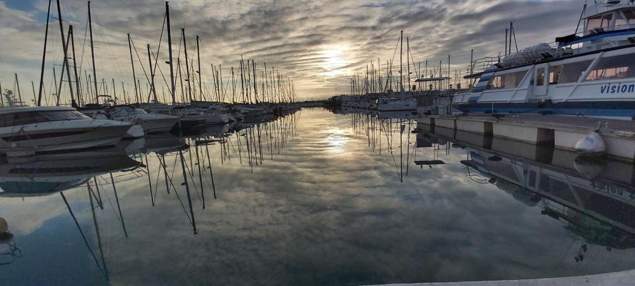 Apartmán Super T2 Joli Balcon Centre Port Du Cap D'Agde Exteriér fotografie